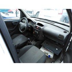 opel combo (corsa c) del año 2009