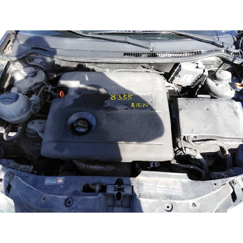 seat ibiza (6l1) del año 2004