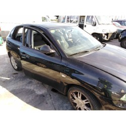 seat ibiza (6l1) del año 2004