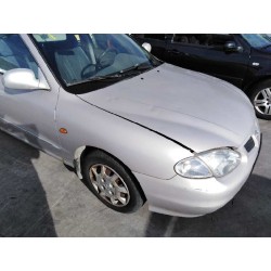 hyundai lantra berlina (rd) del año 1999