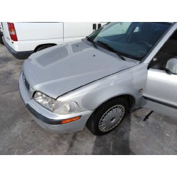 volvo s40 berlina del año 2002