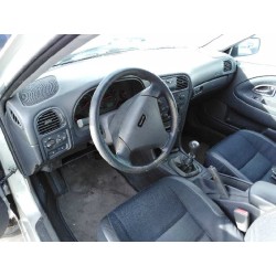 volvo s40 berlina del año 2002