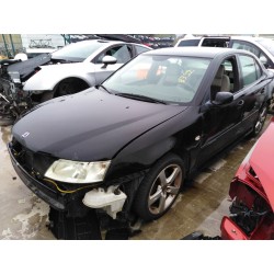 saab 9-3 berlina del año 2004