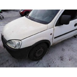 opel combo (corsa c) del año 2004