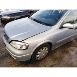 opel astra g berlina del año 2001