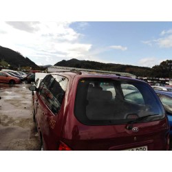 kia carnival del año 2000