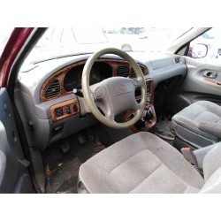 kia carnival del año 2000