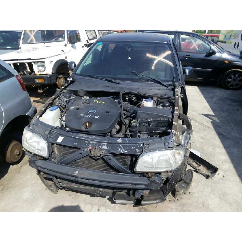 seat cordoba berlina (6k2) del año 2001