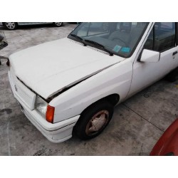 opel corsa a del año 1988