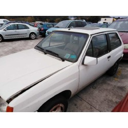 opel corsa a del año 1988