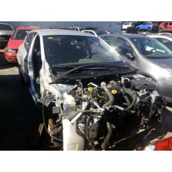 renault megane iii berlina 5 p del año 2010