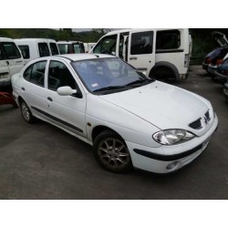 renault megane i fase 2 classic (la..) del año 2001