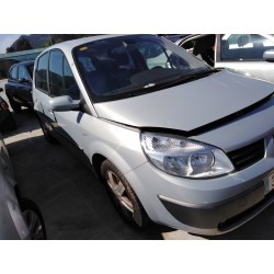 renault scenic ii del año 1950