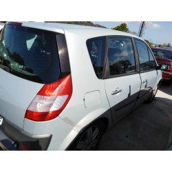 renault scenic ii del año 1950