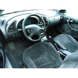 citroen xsara berlina del año 1999