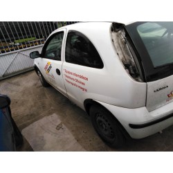 opel corsa c del año 2005