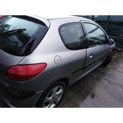 peugeot 206 berlina del año 2002