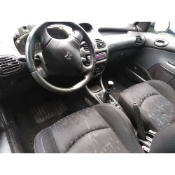 peugeot 206 berlina del año 2002