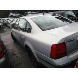 volkswagen passat berlina (3b2) del año 1993
