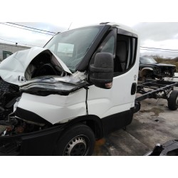 iveco daily furgón del año 2015