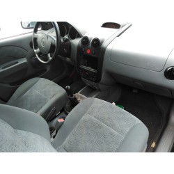 daewoo kalos del año 2004