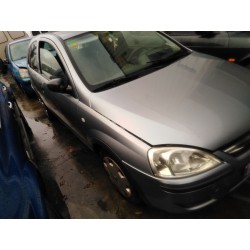 opel corsa c del año 2004
