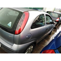 opel corsa c del año 2004