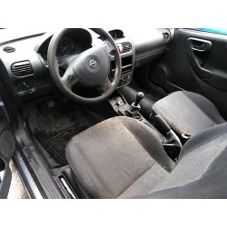 opel corsa c del año 2004