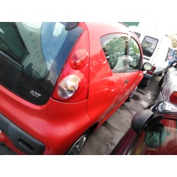 peugeot 107 del año 2006