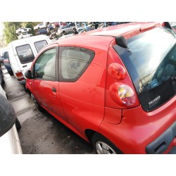 peugeot 107 del año 2006