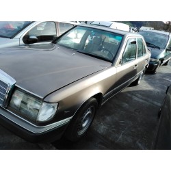 mercedes clase e (w124) berlina del año 1986