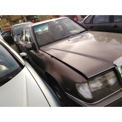 mercedes clase e (w124) berlina del año 1986
