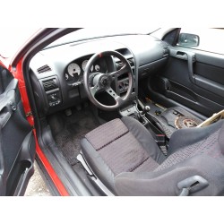 opel astra g berlina del año 1999