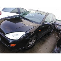ford focus berlina (cak) del año 2001