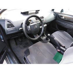 citroen c4 berlina del año 2006