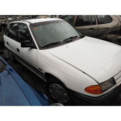 opel astra f berlina del año 1993