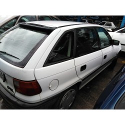 opel astra f berlina del año 1993