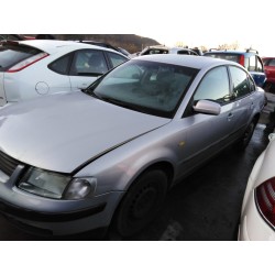 volkswagen passat berlina (3b2) del año 1999