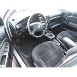 volkswagen passat berlina (3b2) del año 1999