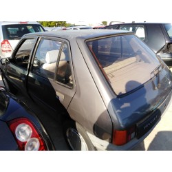 peugeot 205 berlina del año 1989