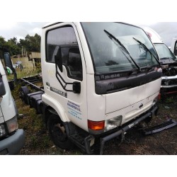 nissan cabstar e del año 2000