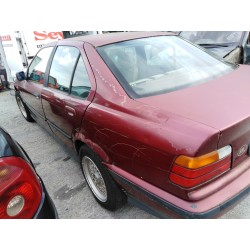 bmw serie 3 berlina (e36) del año 2002