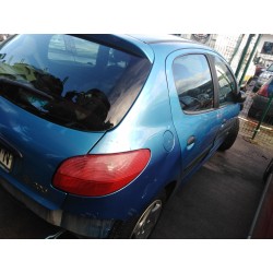 peugeot 206 berlina del año 2002