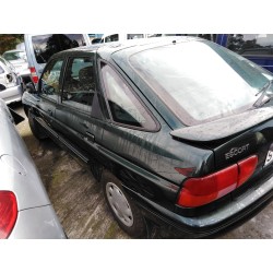 ford escort berlina/turnier del año 1995