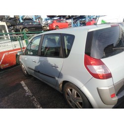 renault scenic ii del año 2004