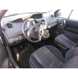 renault scenic ii del año 2004