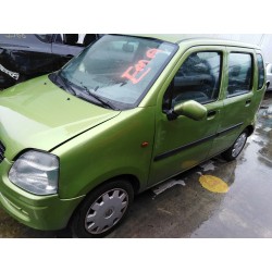 opel agila del año 2000