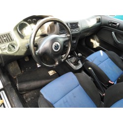 volkswagen golf iv berlina (1j1) del año 2002