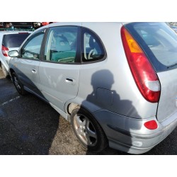nissan almera tino (v10m) del año 2002