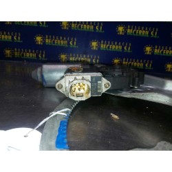 Recambio de elevalunas delantero derecho para opel astra f berlina gls referencia OEM IAM 90451144  